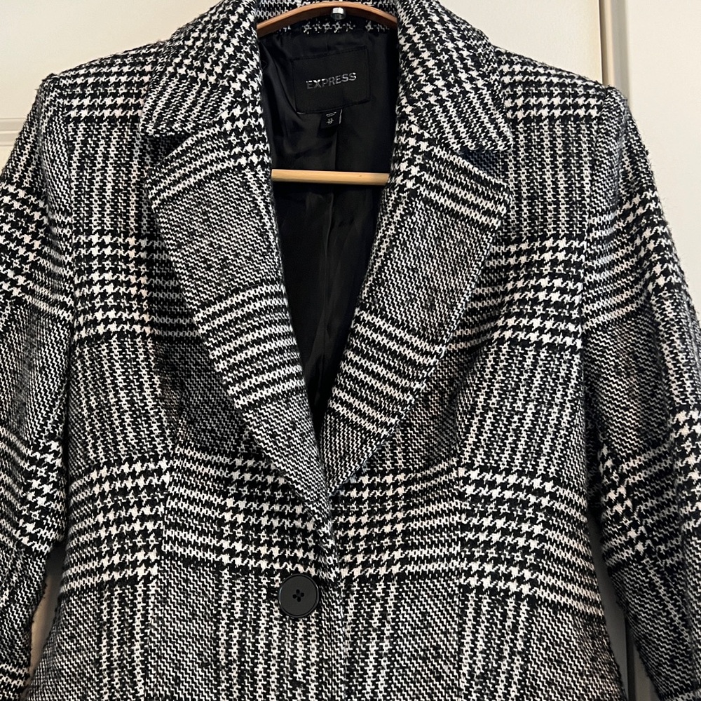 Winter coat - Picture 6 of 7